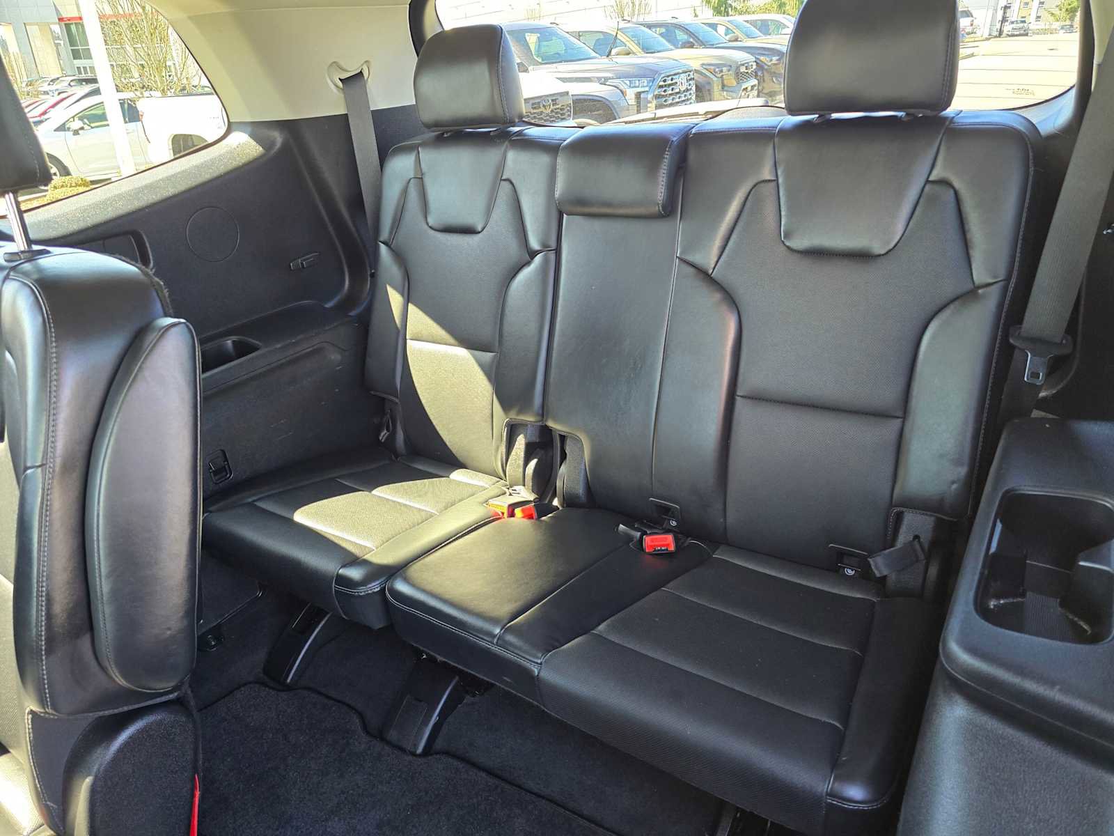 Used 2023 Kia Telluride S image 19