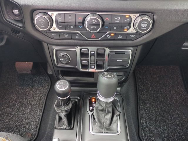 New 2026 Jeep Gladiator Sport AWD/4WD image 19
