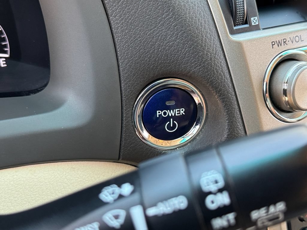 Used 2013 Lexus RX 450h AWD w/ Navigation Pkg image 32