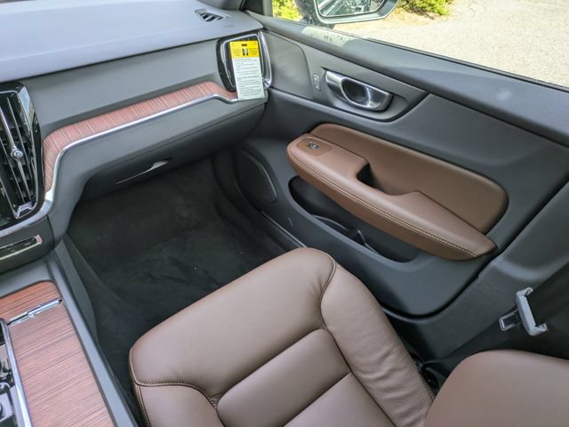 New 2026 Volvo V60 B5 Cross Country Plus w/ Protection Package Premier AWD/4WD image 17