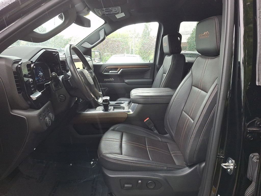 Used 2023 Chevrolet Silverado 1500 High Country AWD/4WD image 14