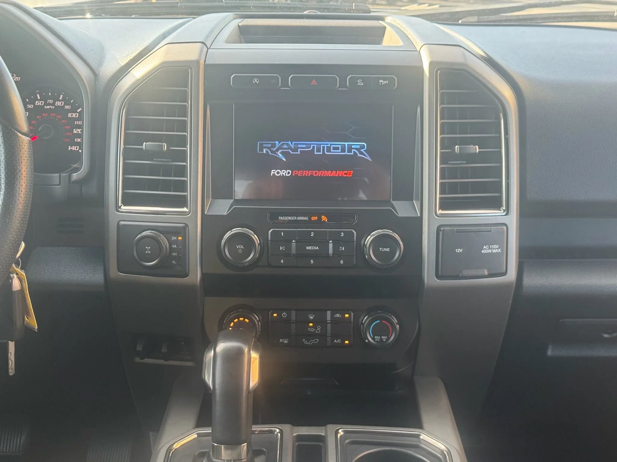 Used 2020 Ford F150 Raptor image 22