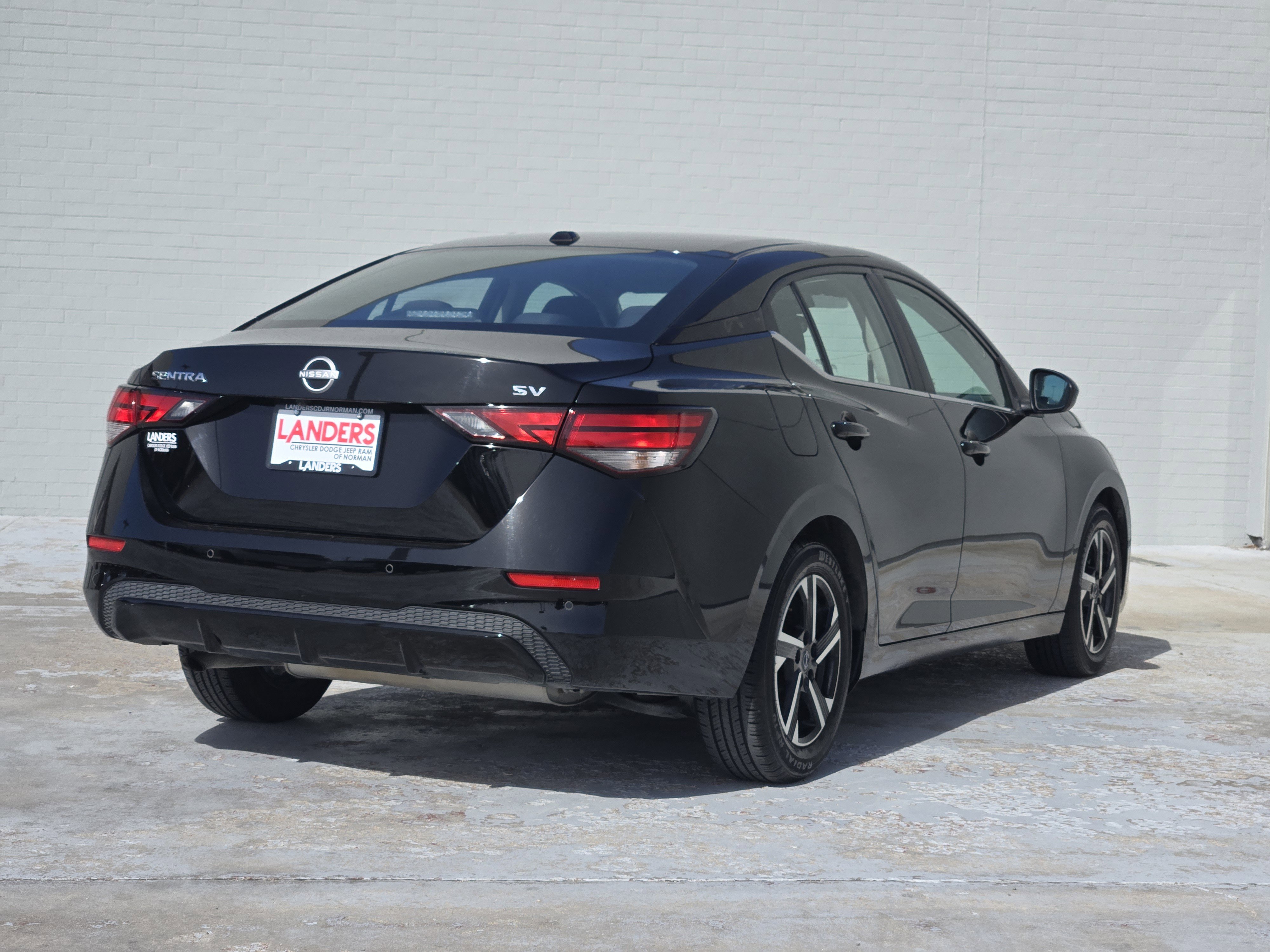Used 2024 Nissan Sentra SV image 8
