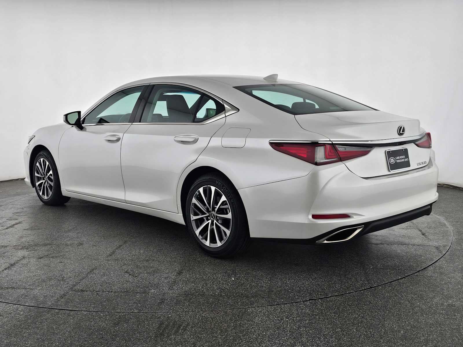 Used 2022 Lexus ES 350 w/ Accessory Package 2 FWD image 5