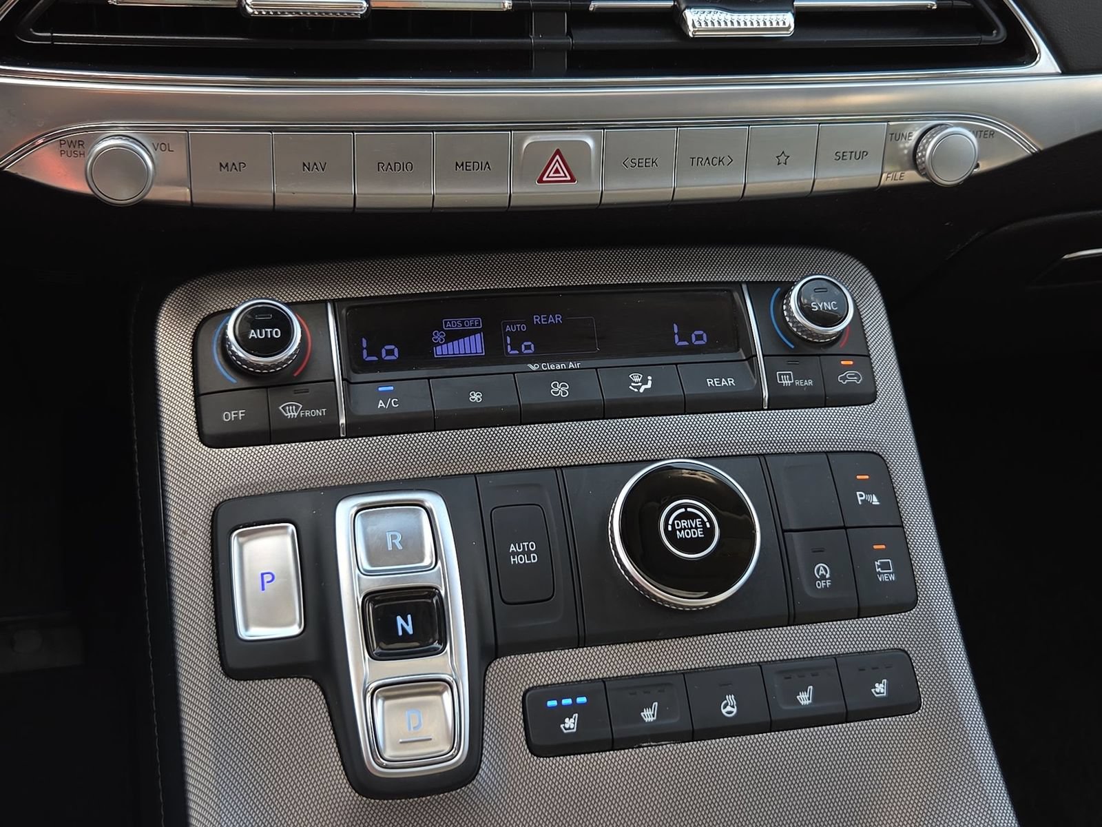 Used 2022 Hyundai Palisade Limited w/ Cargo Package FWD image 16