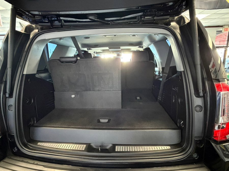 Used 2019 GMC Yukon SLT w/ Graphite Performance Edition image 32