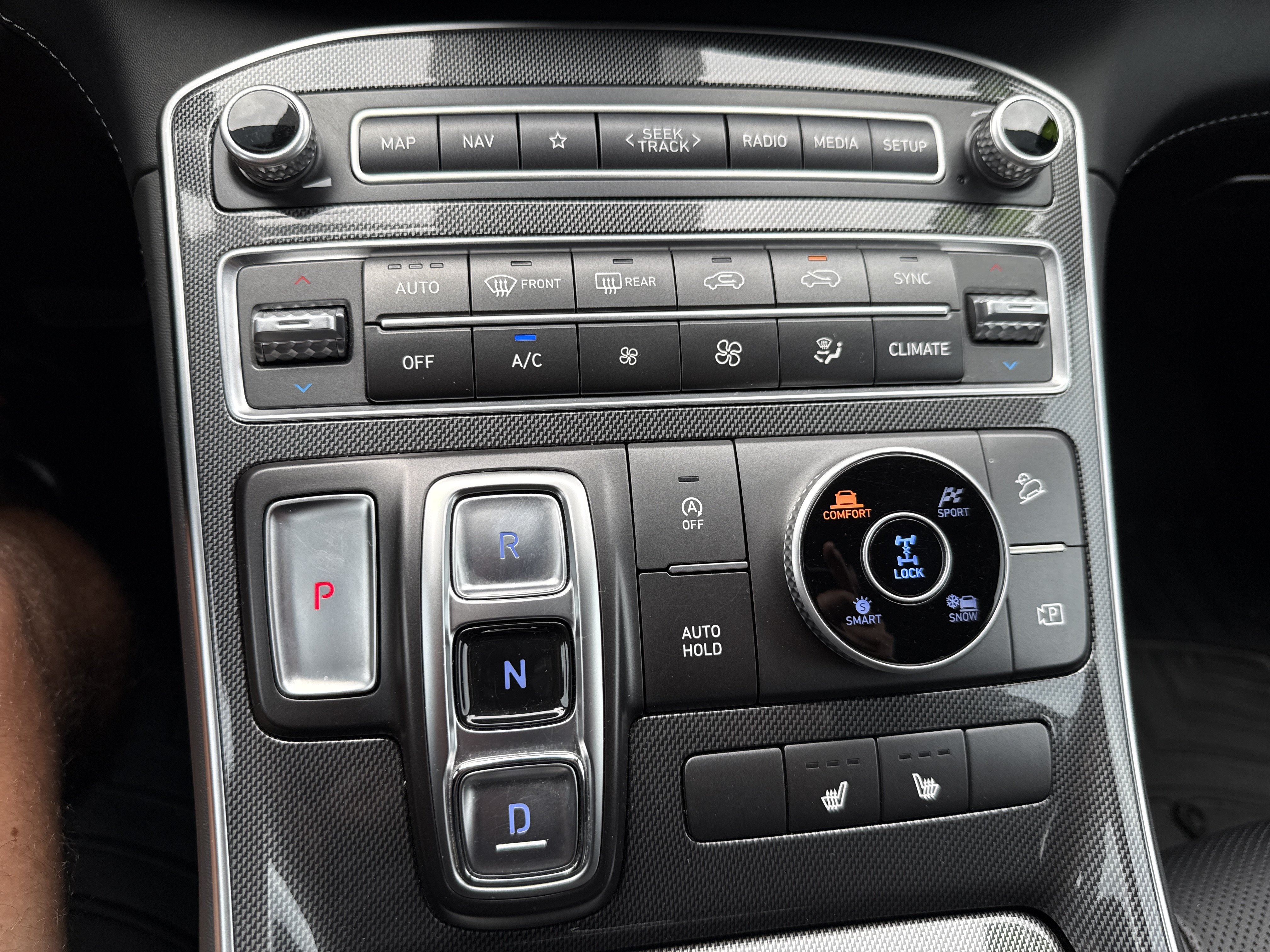 Used 2021 Hyundai Santa Fe SEL w/ Convenience + Premium Package AWD/4WD image 25