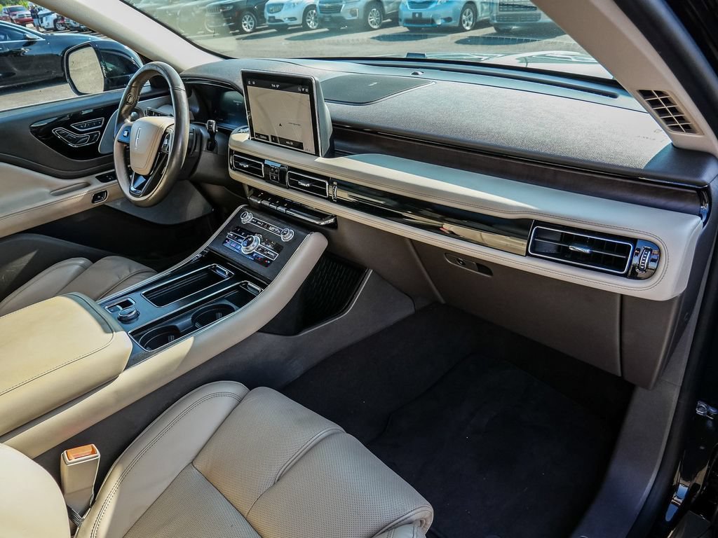Used 2020 Lincoln Aviator Reserve w/ Equipment Group 202A AWD/4WD image 15