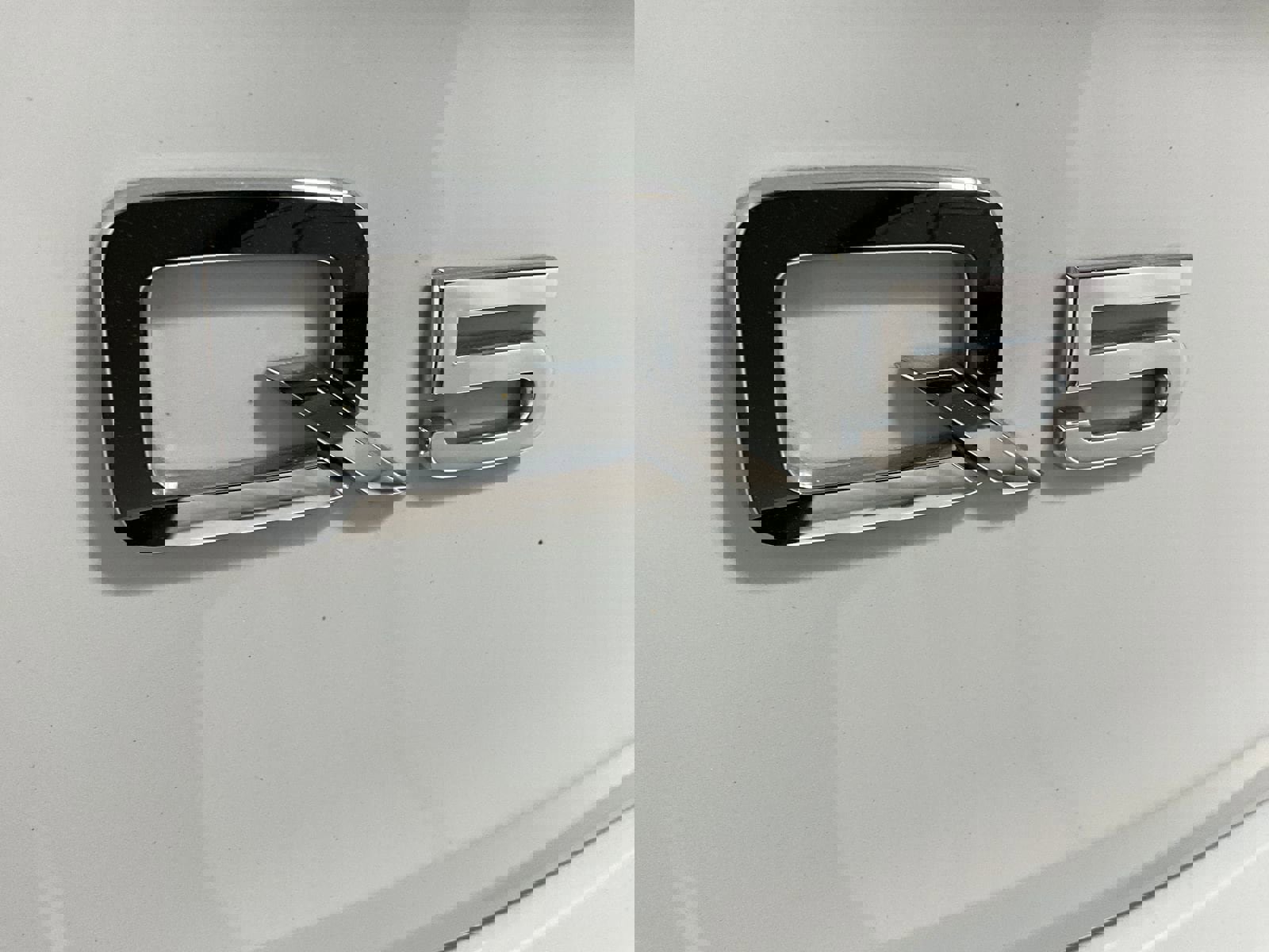 Used 2022 Audi Q5 e Prestige image 25