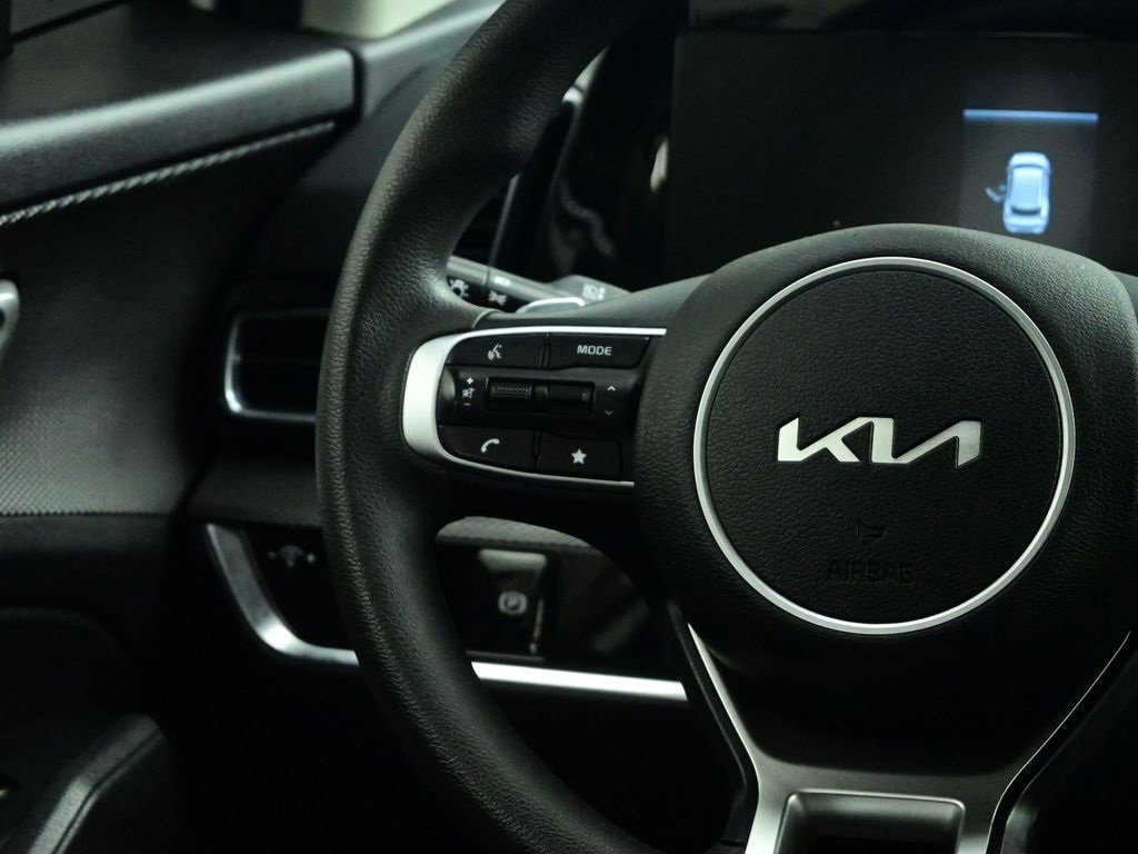 Certified 2024 Kia Sportage LX image 11