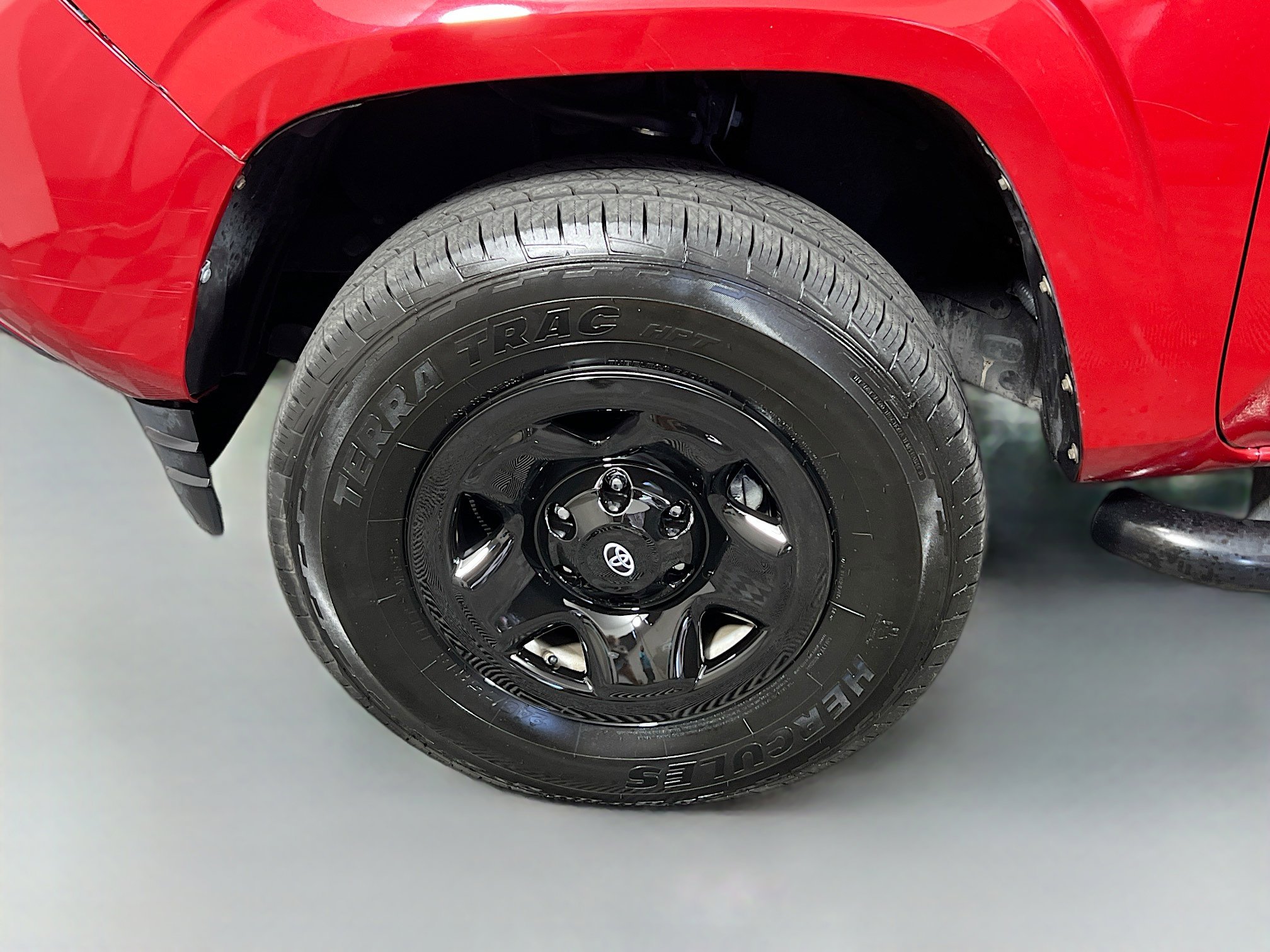 Used 2018 Toyota Tacoma SR RWD image 13