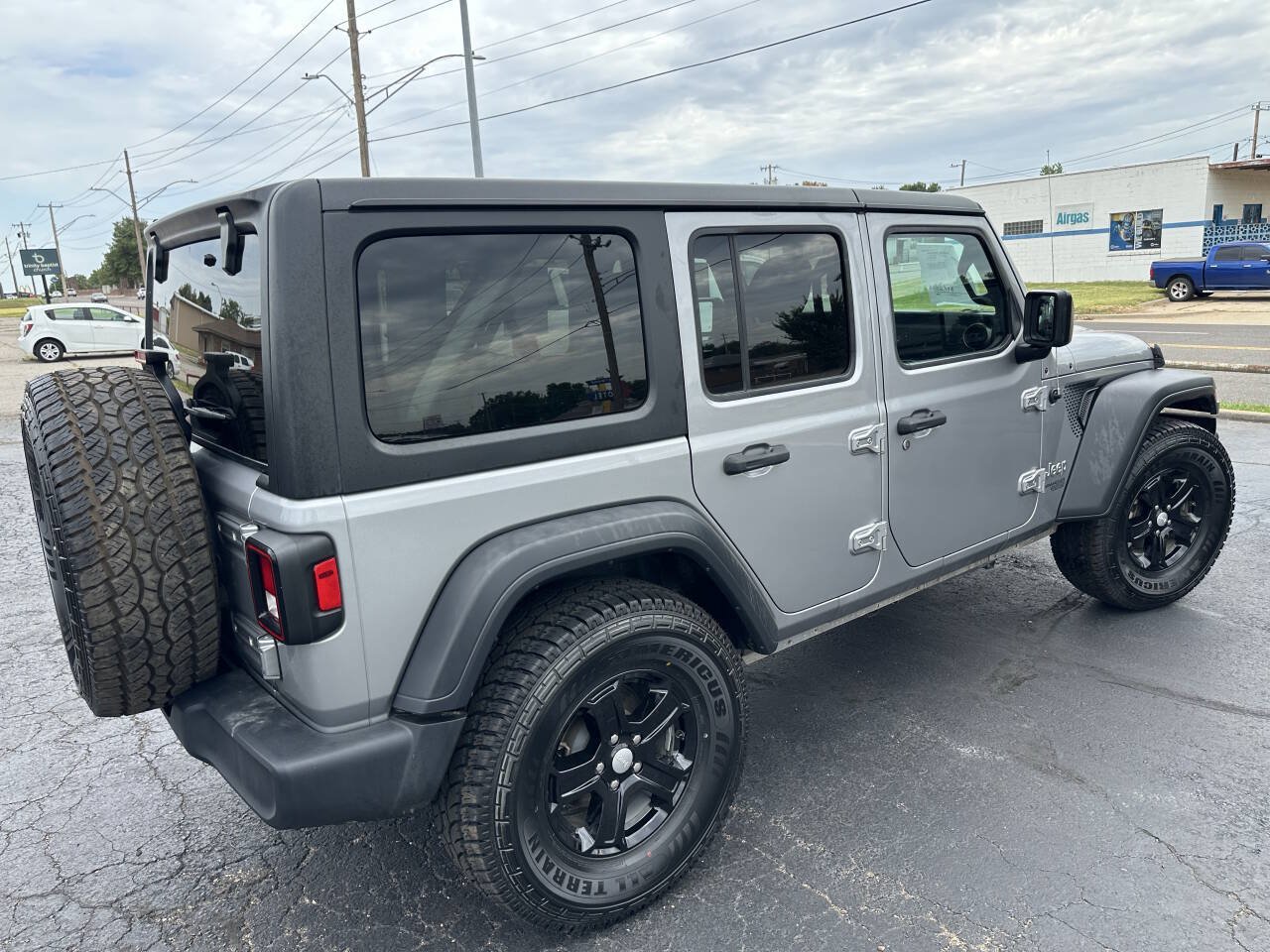 Used 2019 Jeep Wrangler Unlimited Sport S AWD/4WD image 7