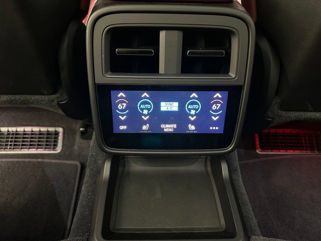 Certified 2020 Porsche Taycan Turbo S AWD/4WD image 43