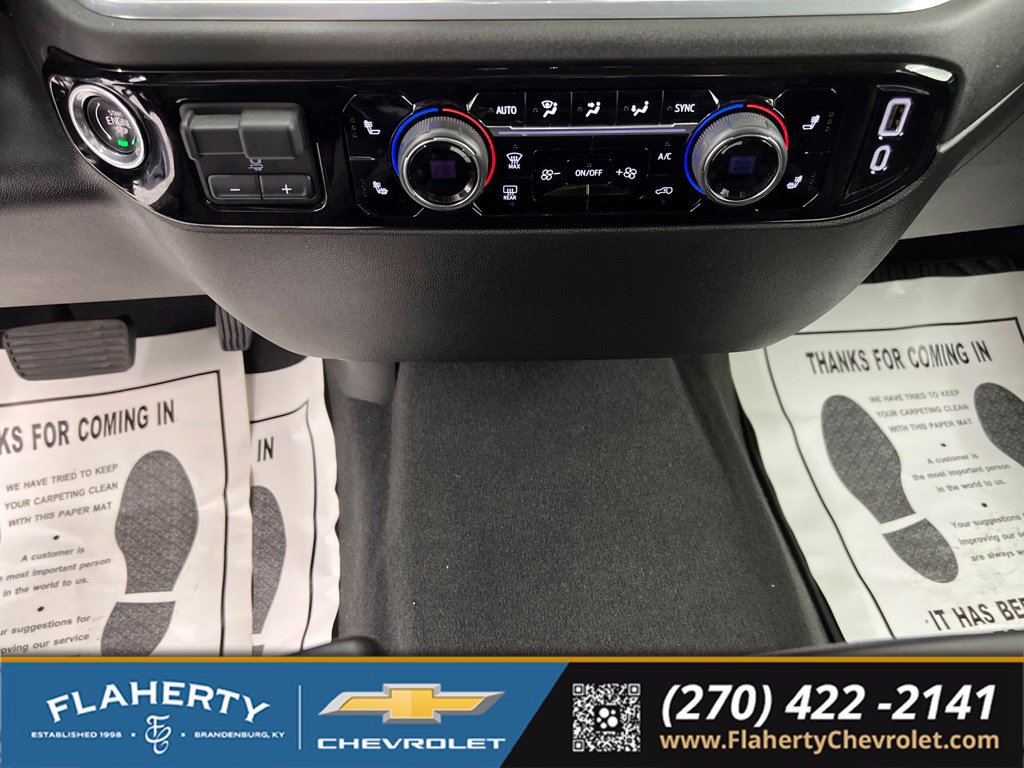 Used 2025 Chevrolet Silverado 1500 LT AWD/4WD image 29
