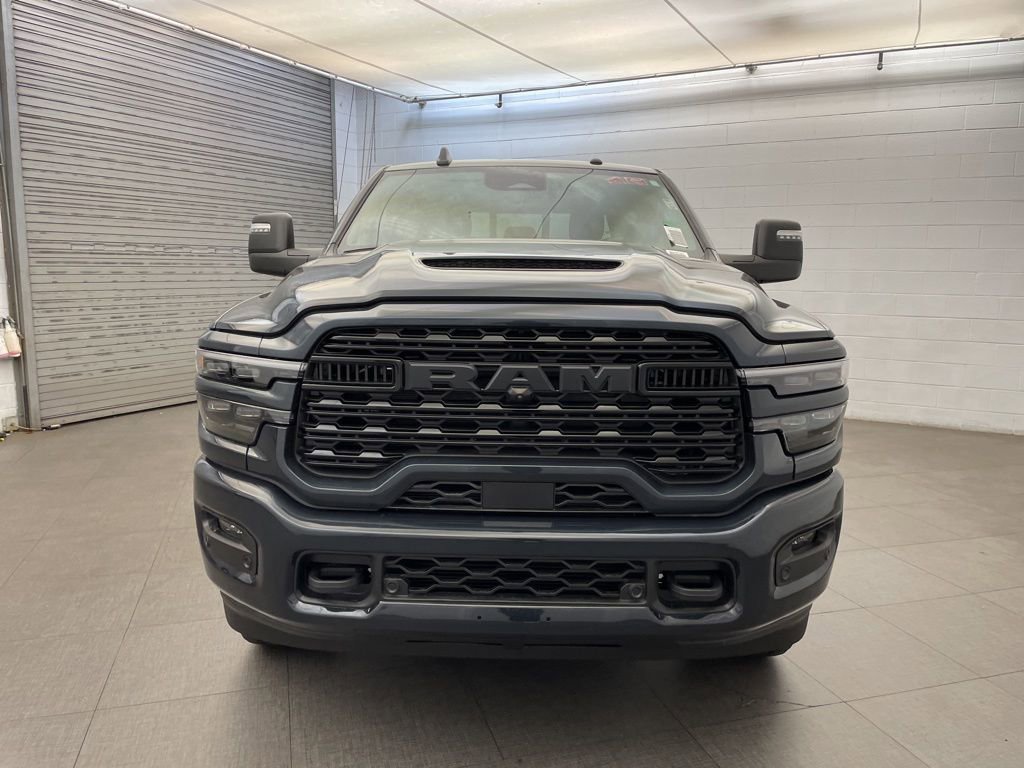 New 2026 RAM 3500 Limited image 9