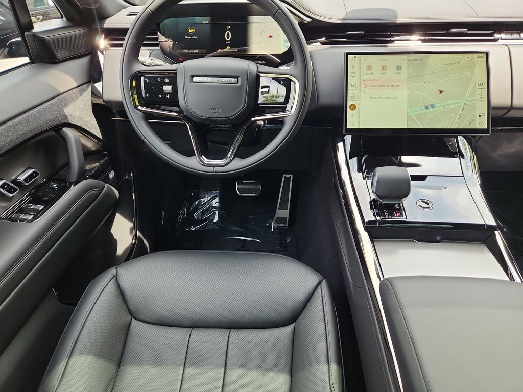 New 2025 Land Rover Range Rover Sport Dynamic SE image 4