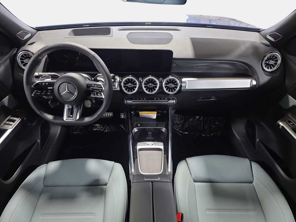 New 2026 Mercedes-Benz GLB 35 AMG 4MATIC image 9