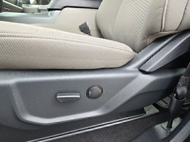 Used 2022 Ford F350 XLT w/ XLT Premium Package AWD/4WD image 23