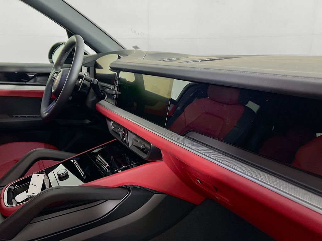 New 2026 Porsche Cayenne image 31