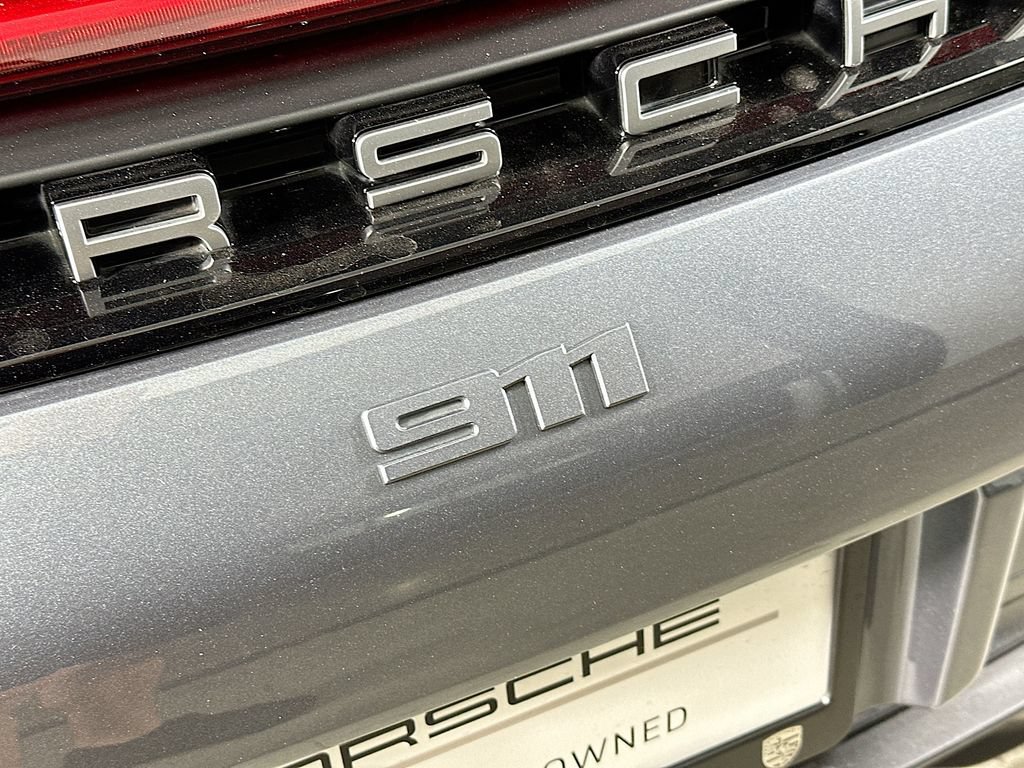 Certified 2025 Porsche 911 Carrera RWD image 32