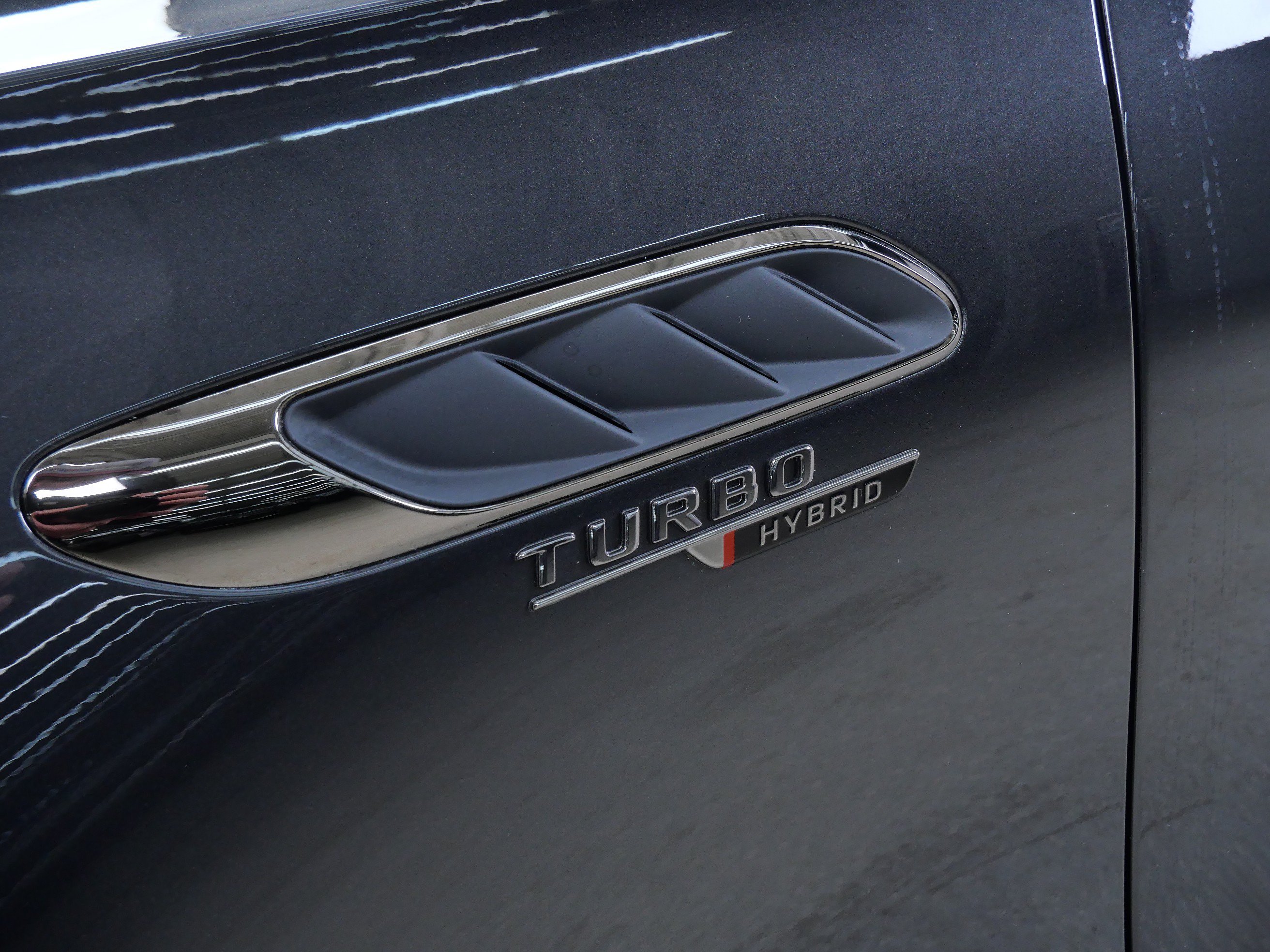 New 2026 Mercedes-Benz E 53 AMG e 4MATIC Sedan image 9