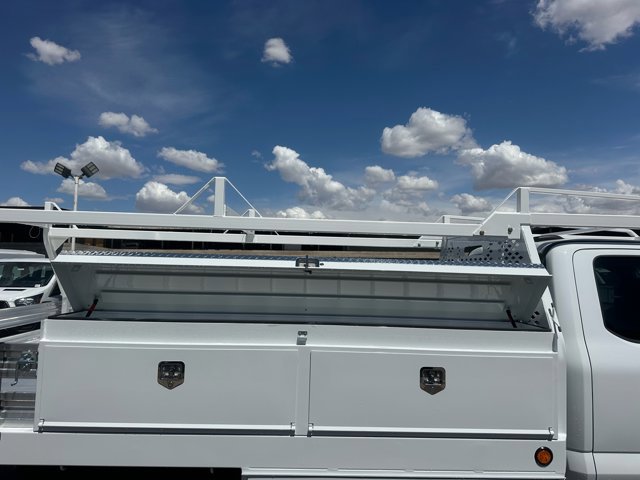 New 2025 Ford F550 4x4 SuperCab Super Duty image 10