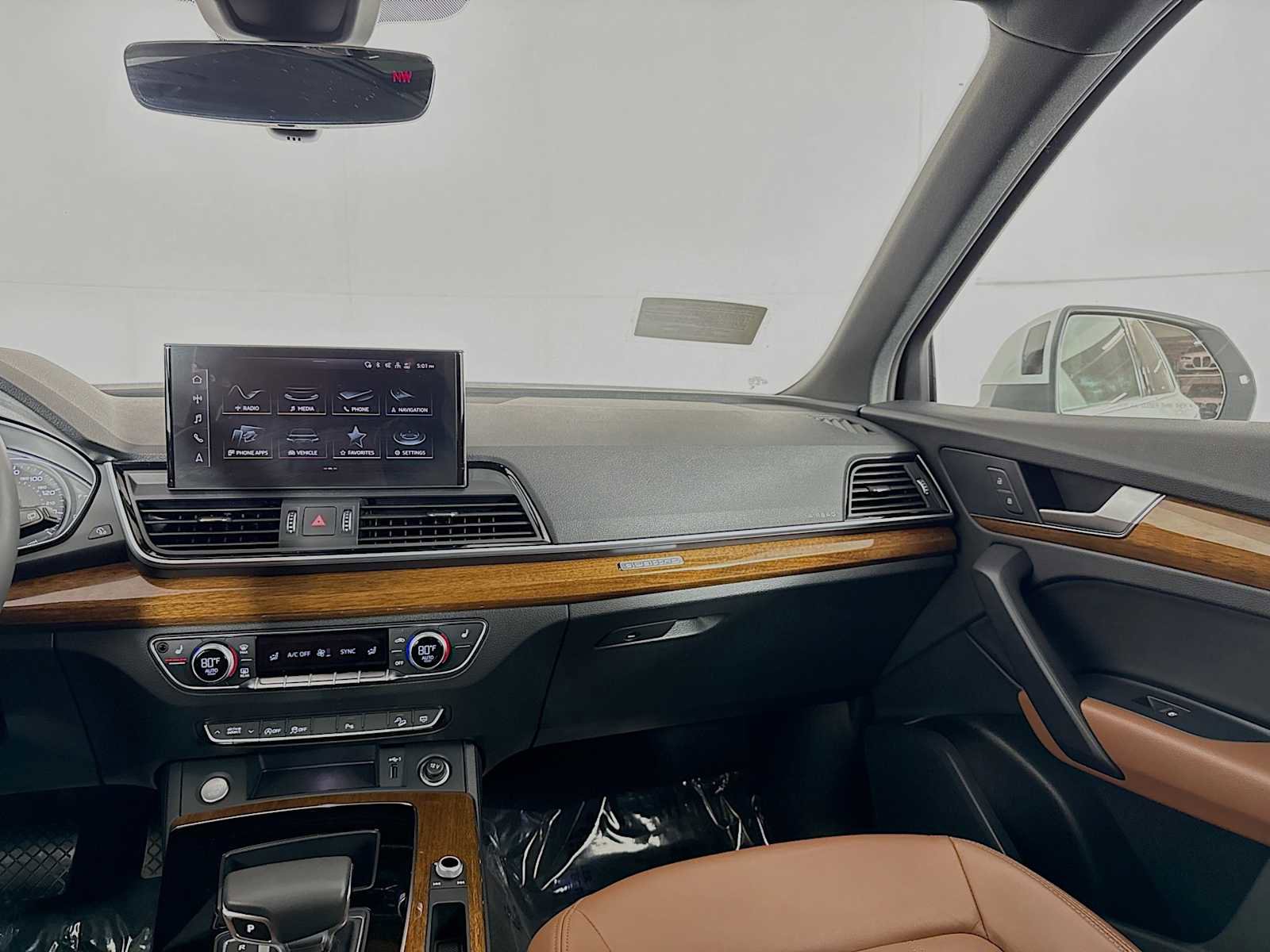 Used 2024 Audi Q5 2.0T Premium image 28