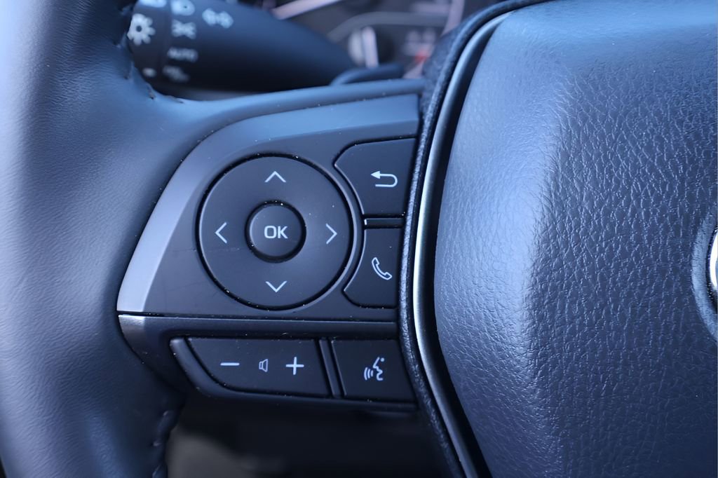 Certified 2023 Toyota Camry SE image 18