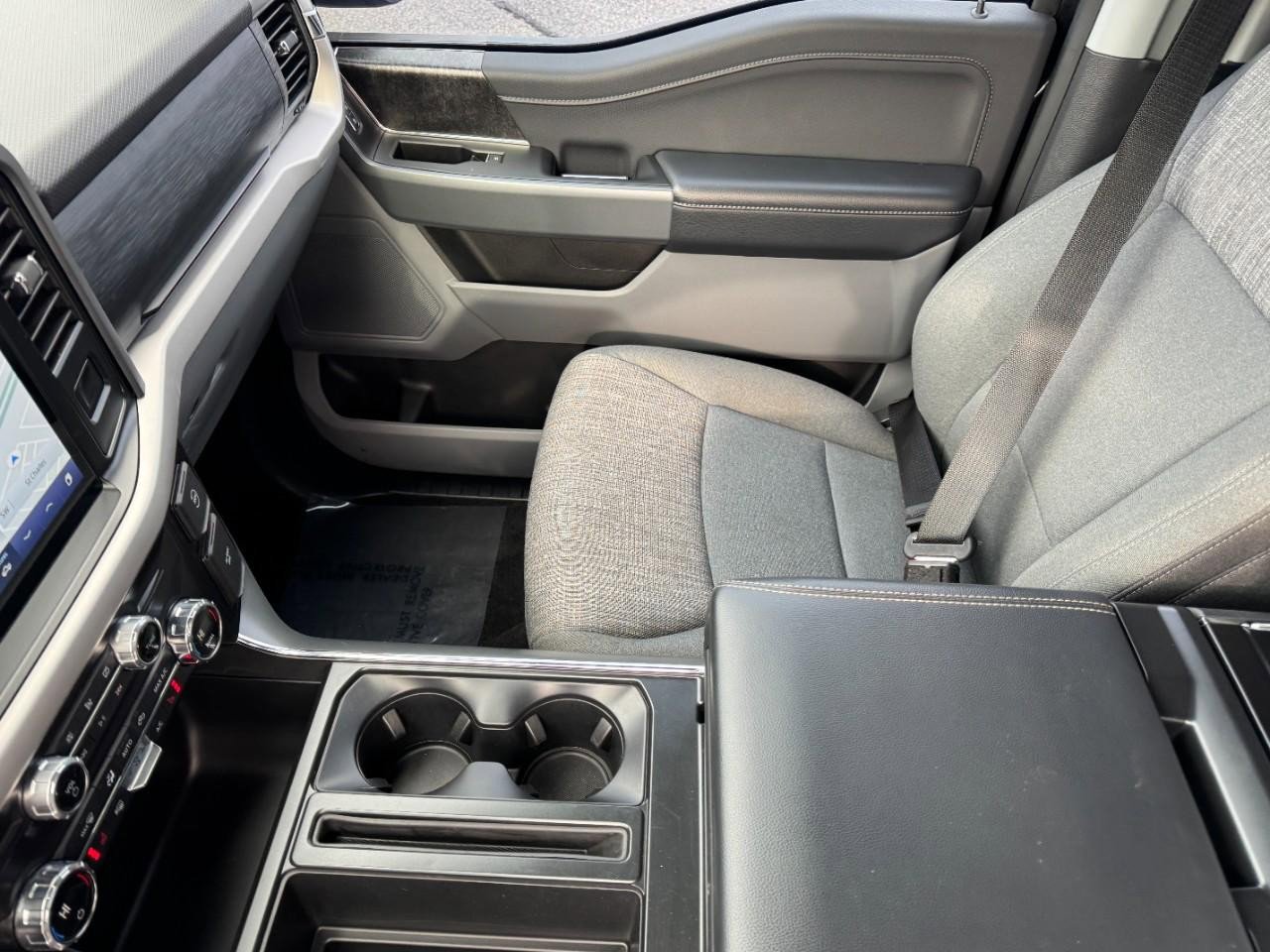 Used 2021 Ford F150 XLT w/ Equipment Group 302A High image 12