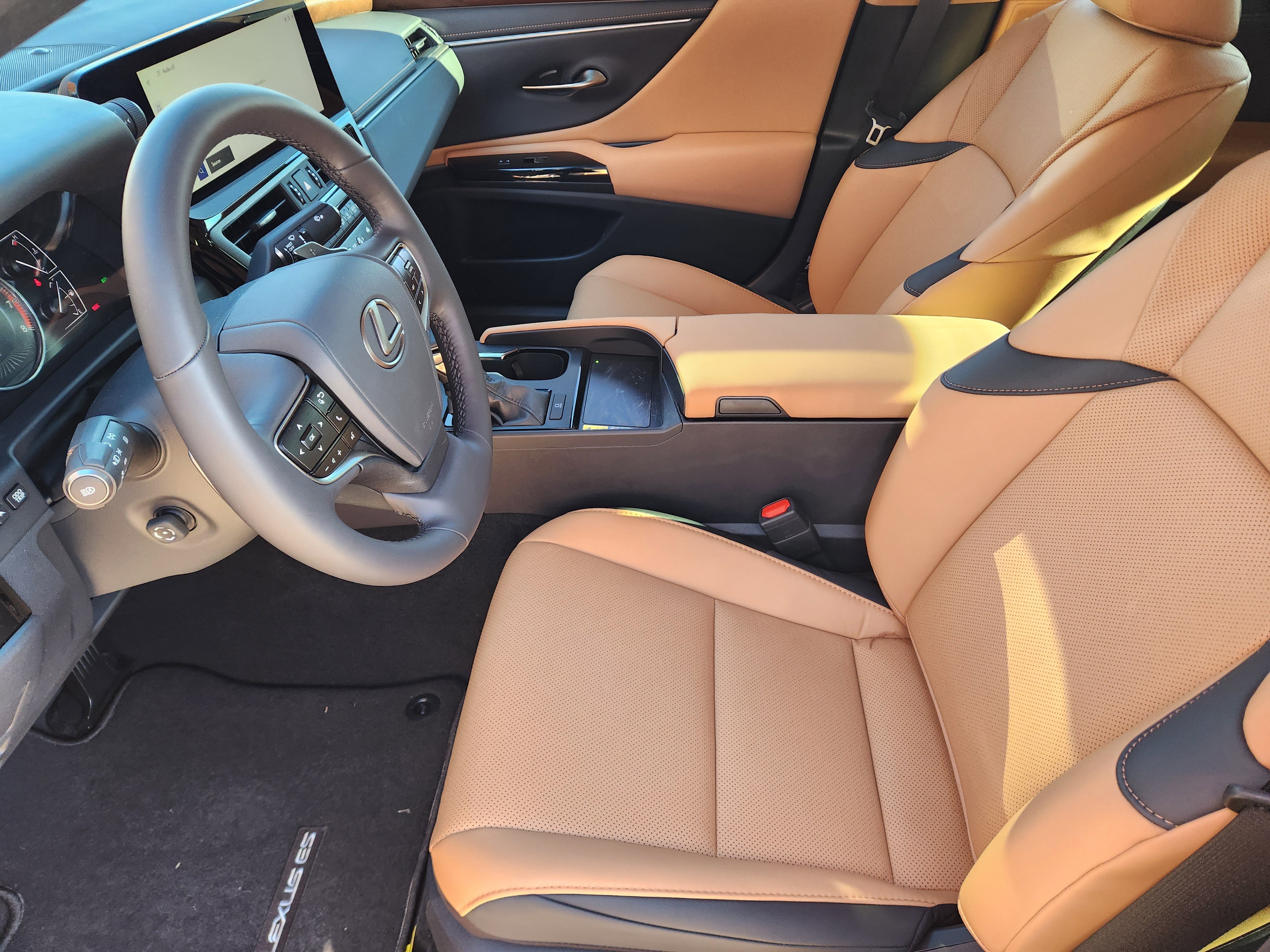 New 2025 Lexus ES 350 w/ Premium Package image 8