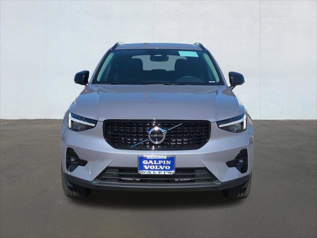 New 2026 Volvo XC40 B5 Ultra w/ Climate Package image 4