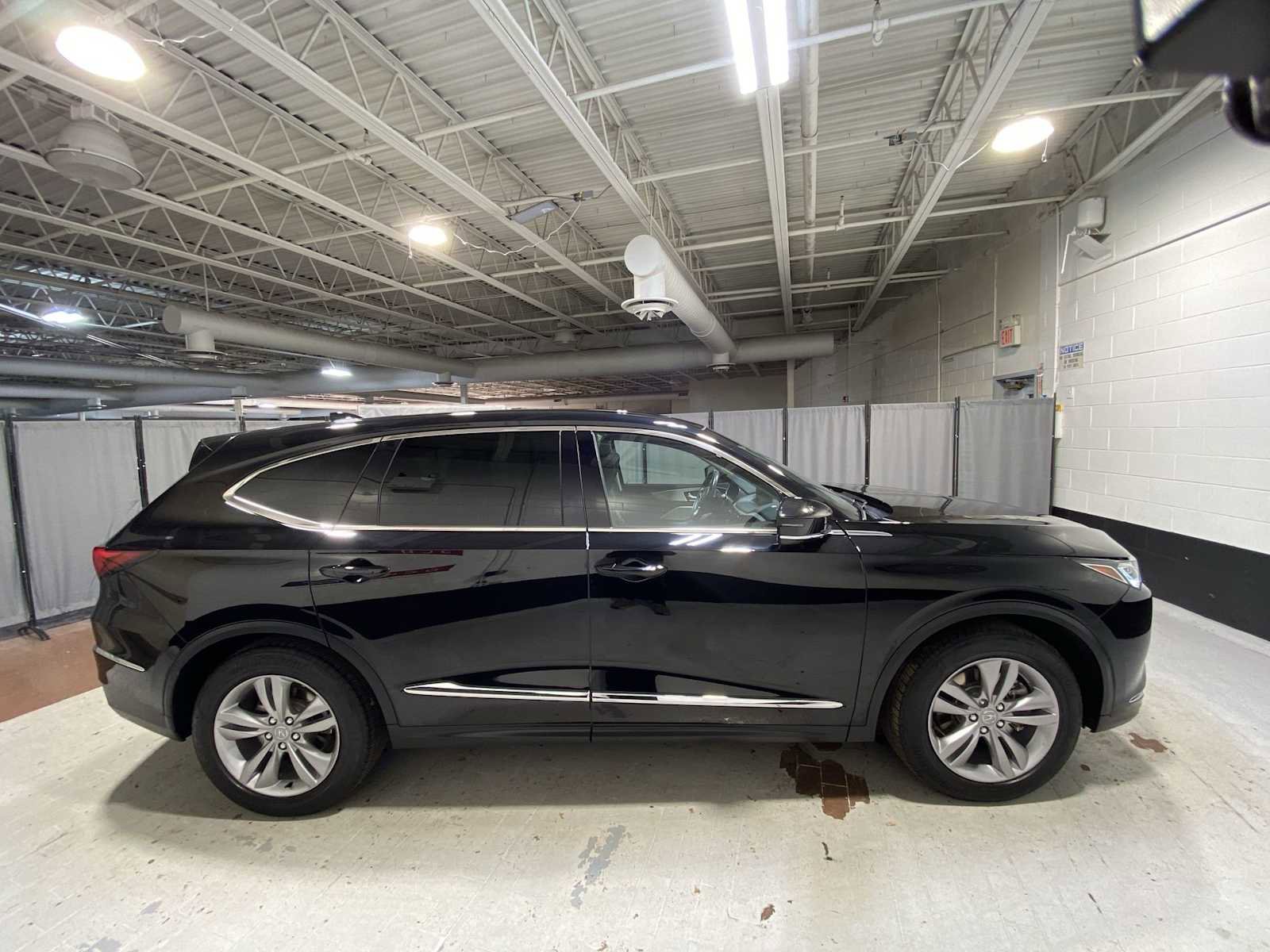 Used 2023 Acura MDX SH-AWD image 27