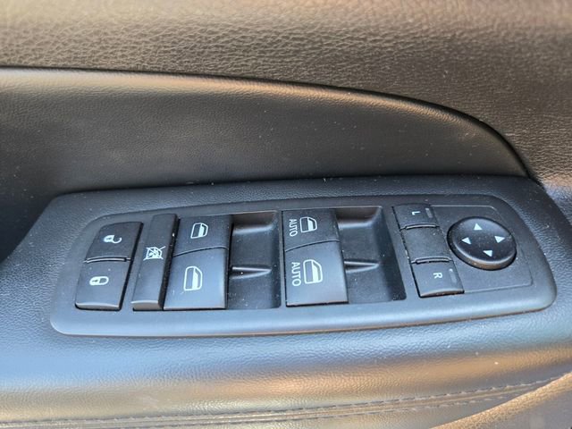 Used 2019 Jeep Grand Cherokee Limited w/ Luxury Group II AWD/4WD image 37
