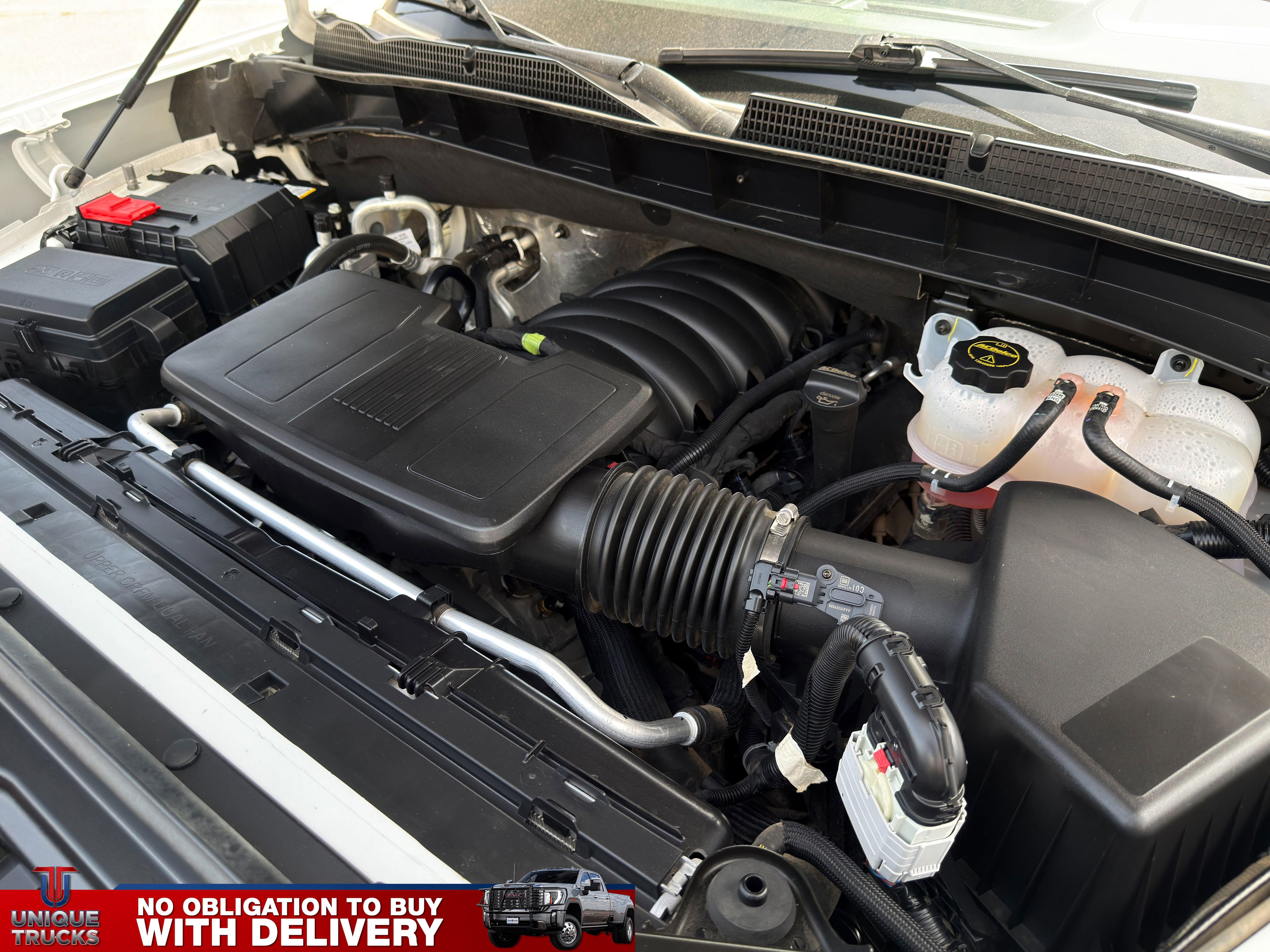 Used 2025 GMC Sierra 1500 AT4 w/ Technology Package AWD/4WD image 15