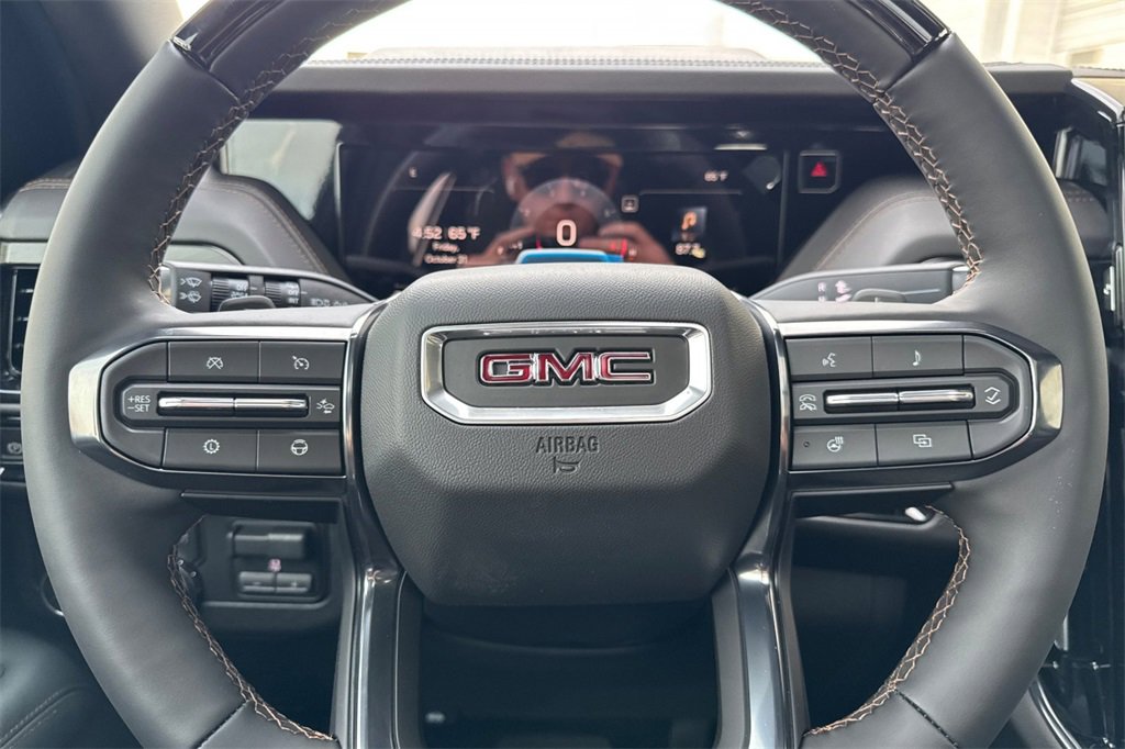 New 2026 GMC Yukon XL AT4 w/ AT4 Premium Plus Package image 24