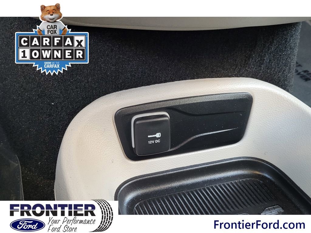 Used 2023 Chrysler Pacifica Touring-L image 27