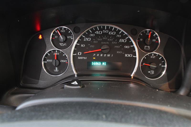 Used 2024 Chevrolet Express 3500 w/ Power Convenience Package image 17