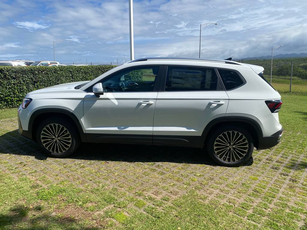 New 2026 Volkswagen Taos SE FWD image 22