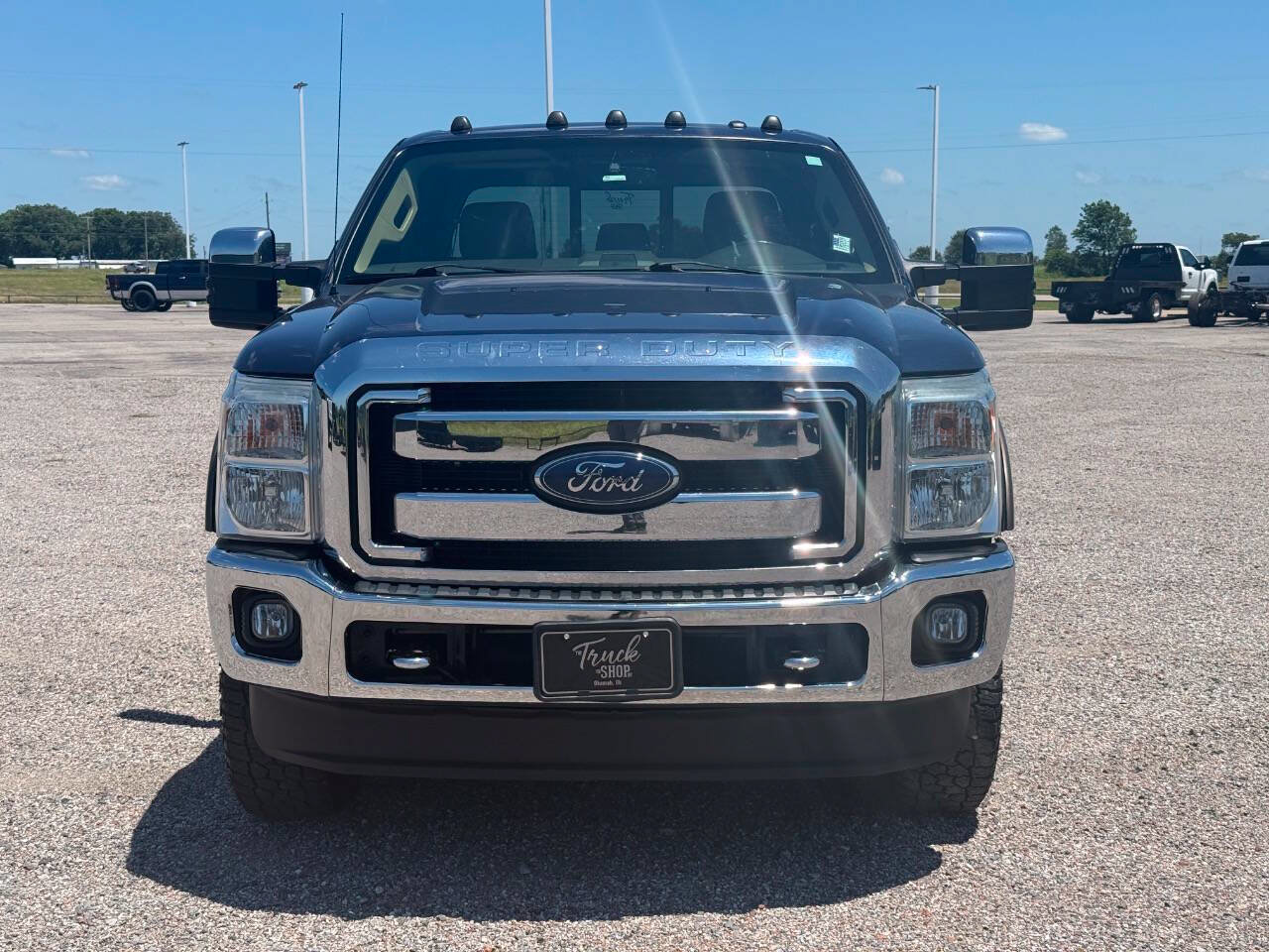 Used 2016 Ford F250 Lariat w/ Lariat Ultimate Package AWD/4WD image 2
