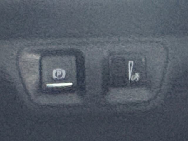 Used 2023 GMC Acadia SLE FWD image 33