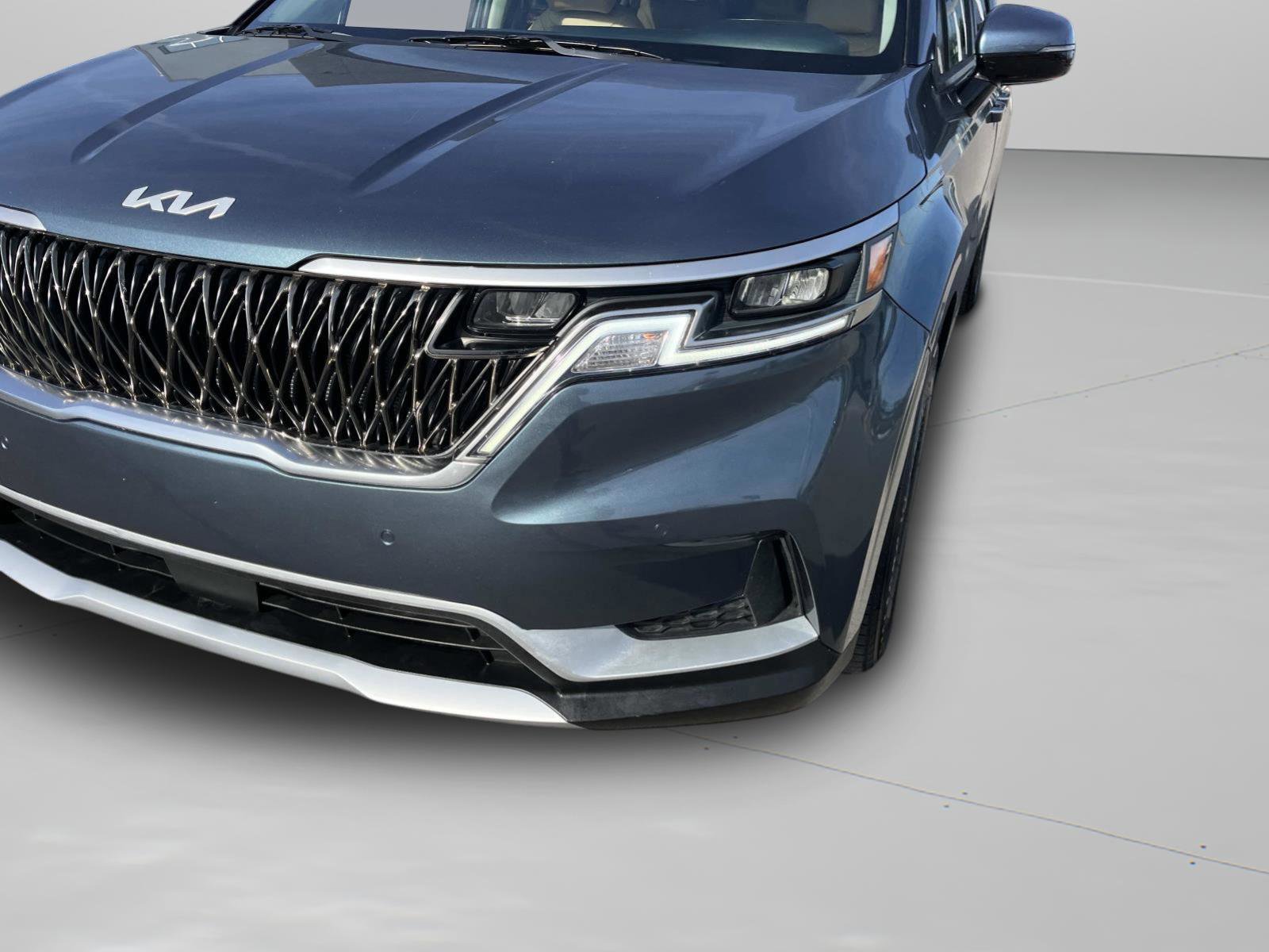 Certified 2024 Kia Carnival EX image 42