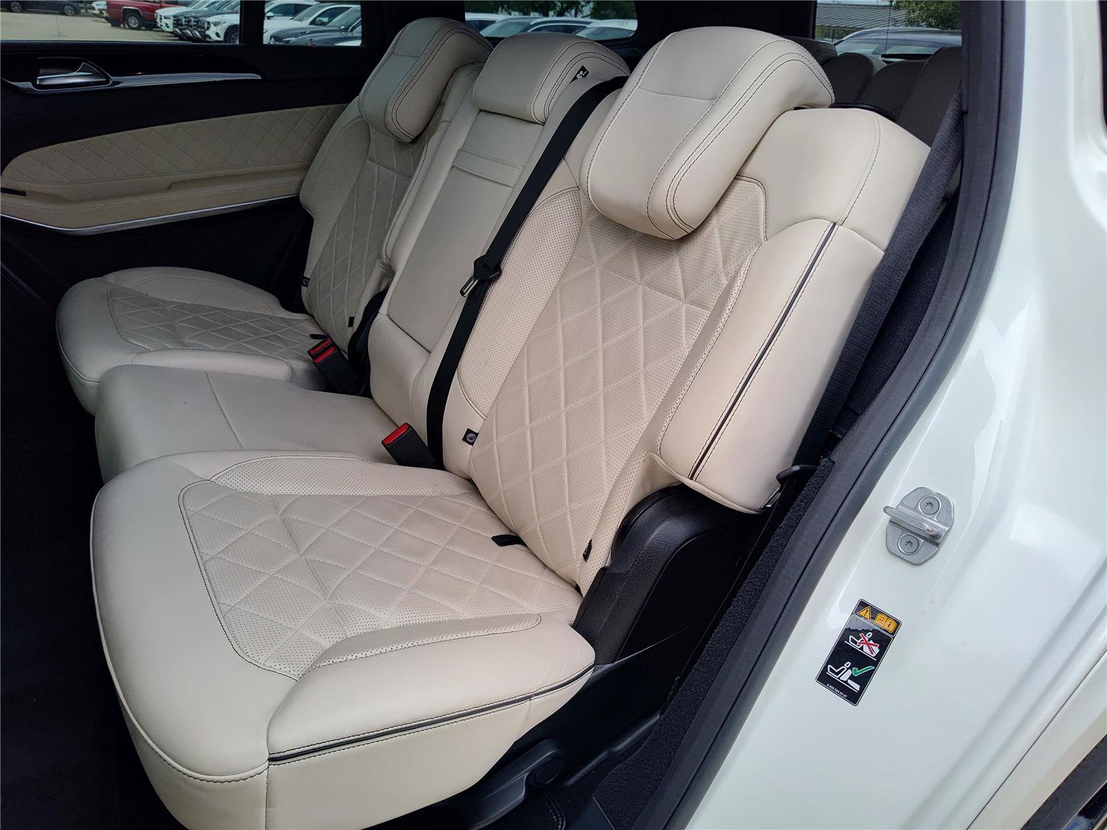 Used 2019 Mercedes-Benz GLS 550 4MATIC image 26