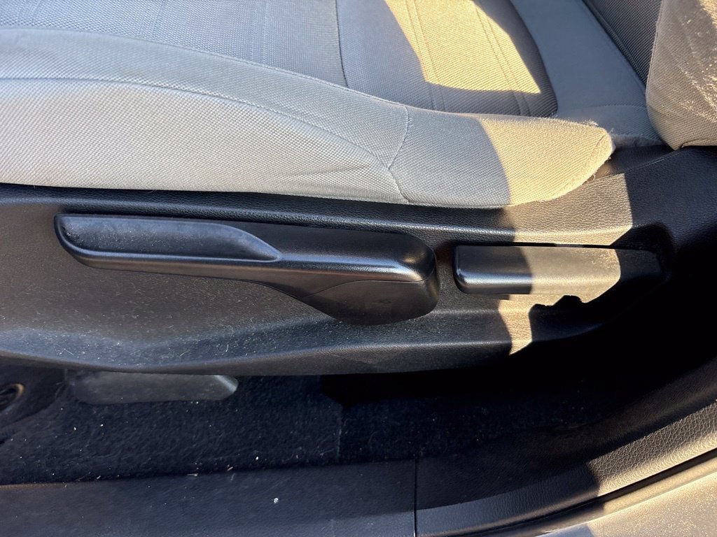 Used 2020 Honda CR-V LX image 16