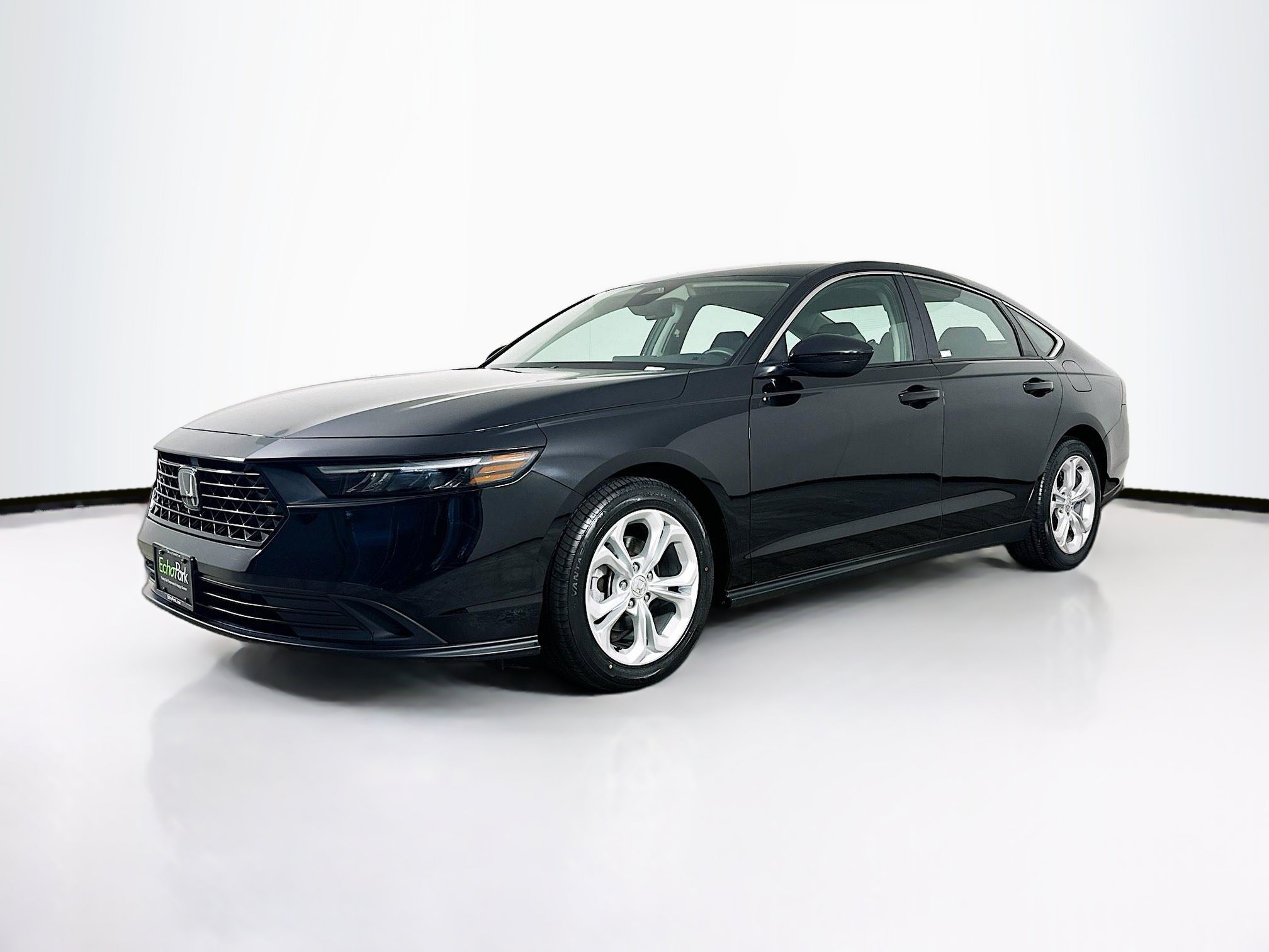Used 2025 Honda Accord LX image 3