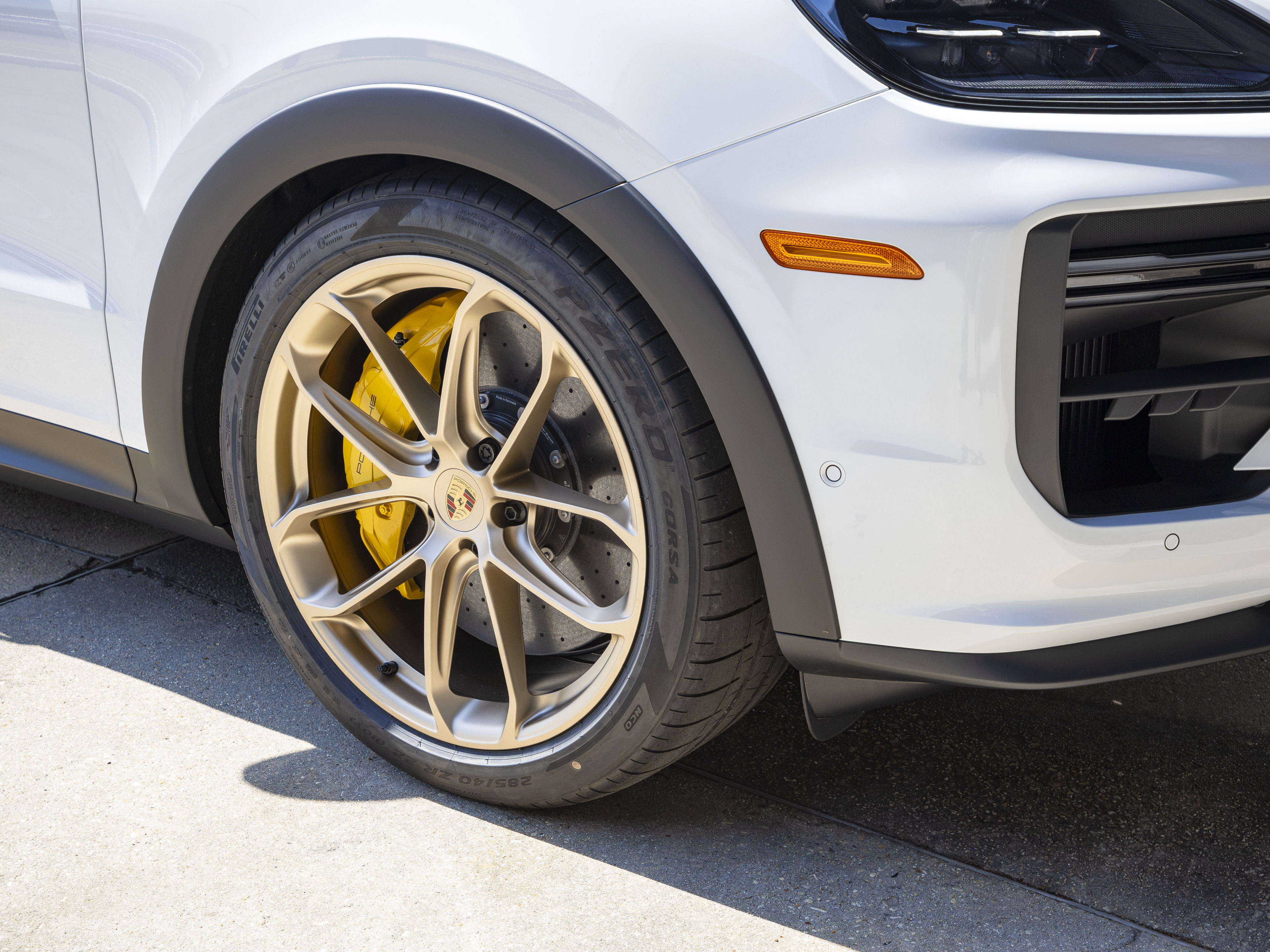 New 2026 Porsche Cayenne Turbo GT image 11