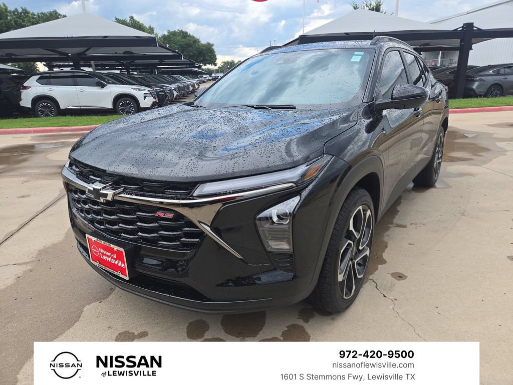 Used 2026 Chevrolet Trax RS w/ Driver Confidence Package FWD image 1