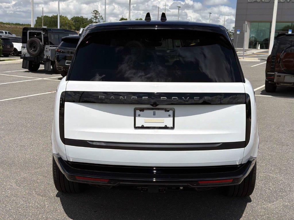 New 2026 Land Rover Range Rover SE AWD/4WD image 4