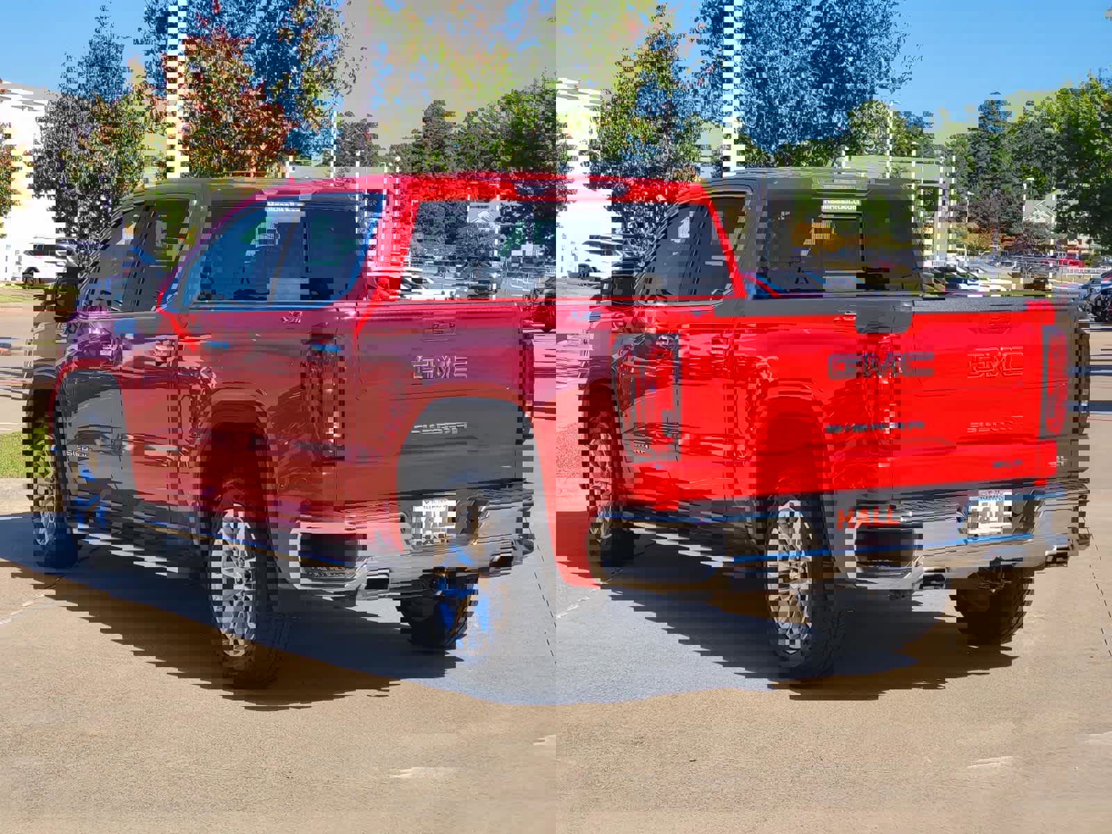 Certified 2021 GMC Sierra 1500 SLT image 4