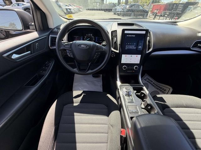 Used 2023 Ford Edge SE AWD/4WD image 13