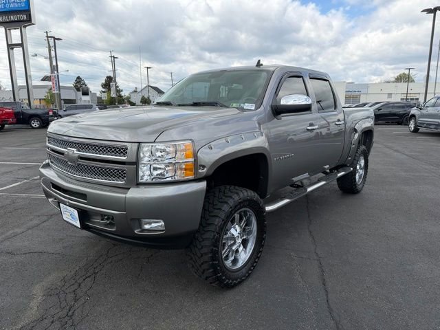 Used 2013 Chevrolet Silverado 1500 LT w/ All-Star Edition AWD/4WD image 3
